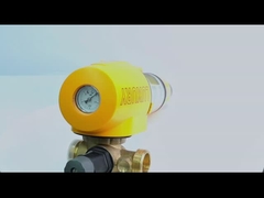 가정은 놋쇠로 만든 밸브 제어와 유사수 사전 필터 아래로 회전합니다